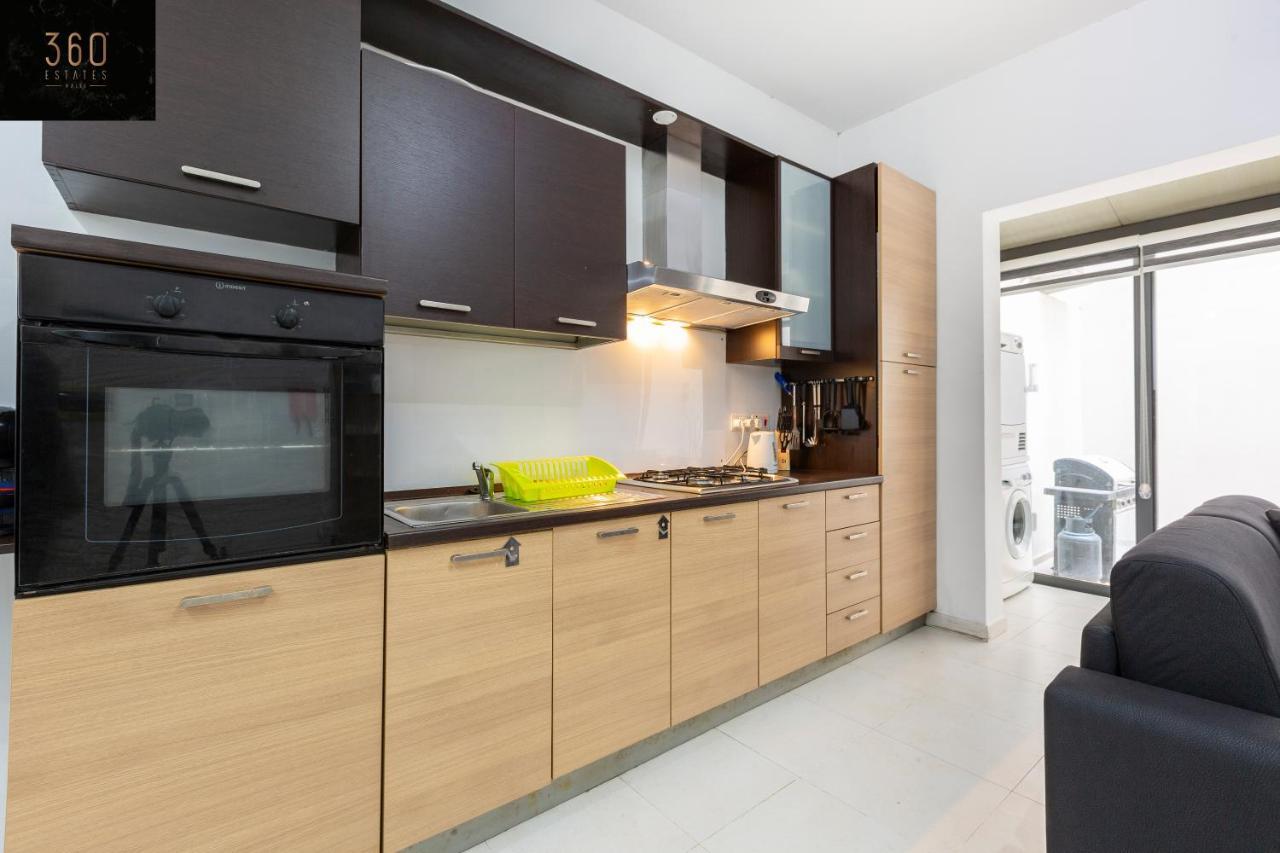 Centre Paceville Apt With Terrace, Bbq & Wifi By 360 Estates St. Julian's Exterior foto